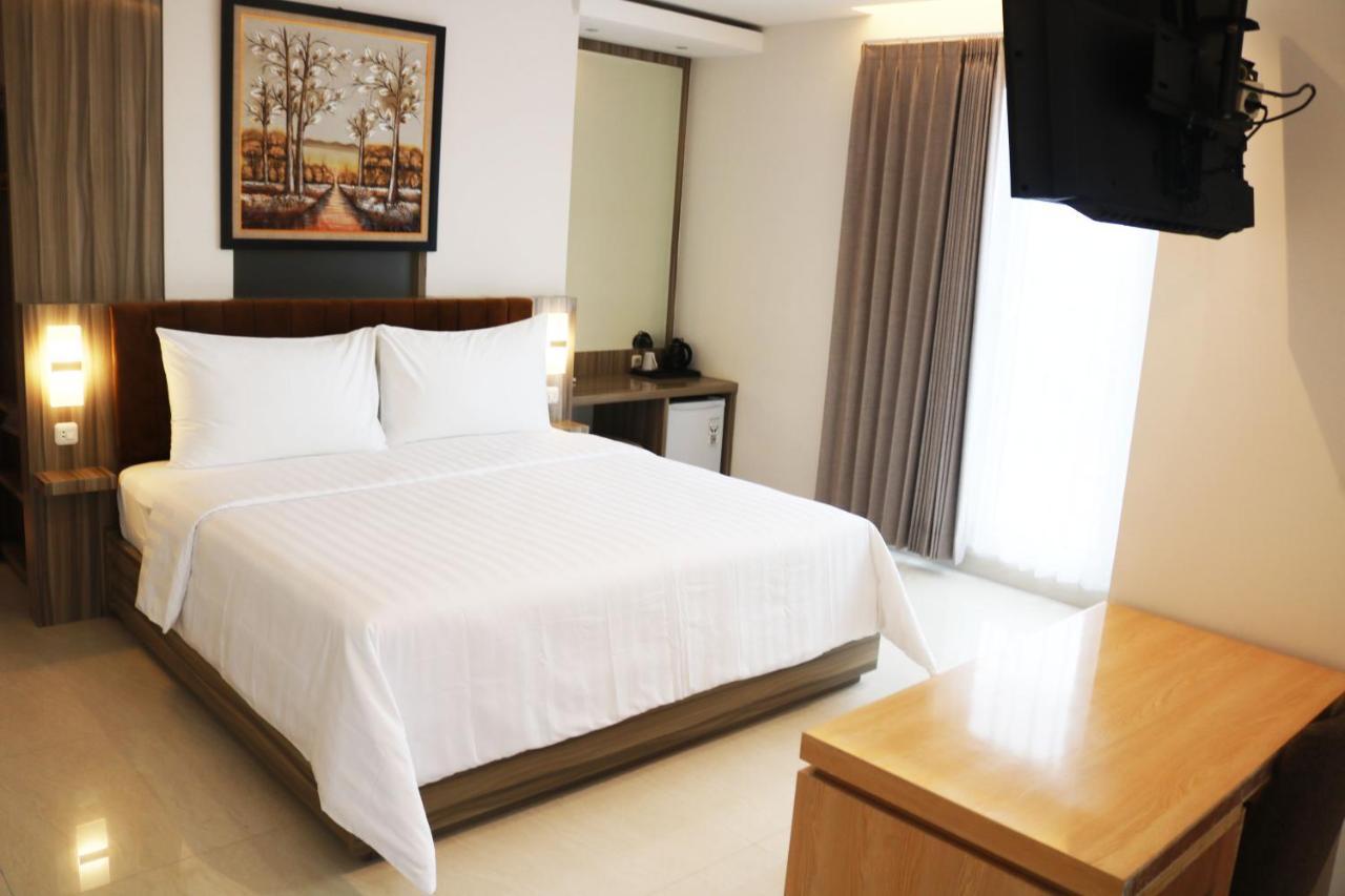 Surabaya River View Hotel Екстериор снимка